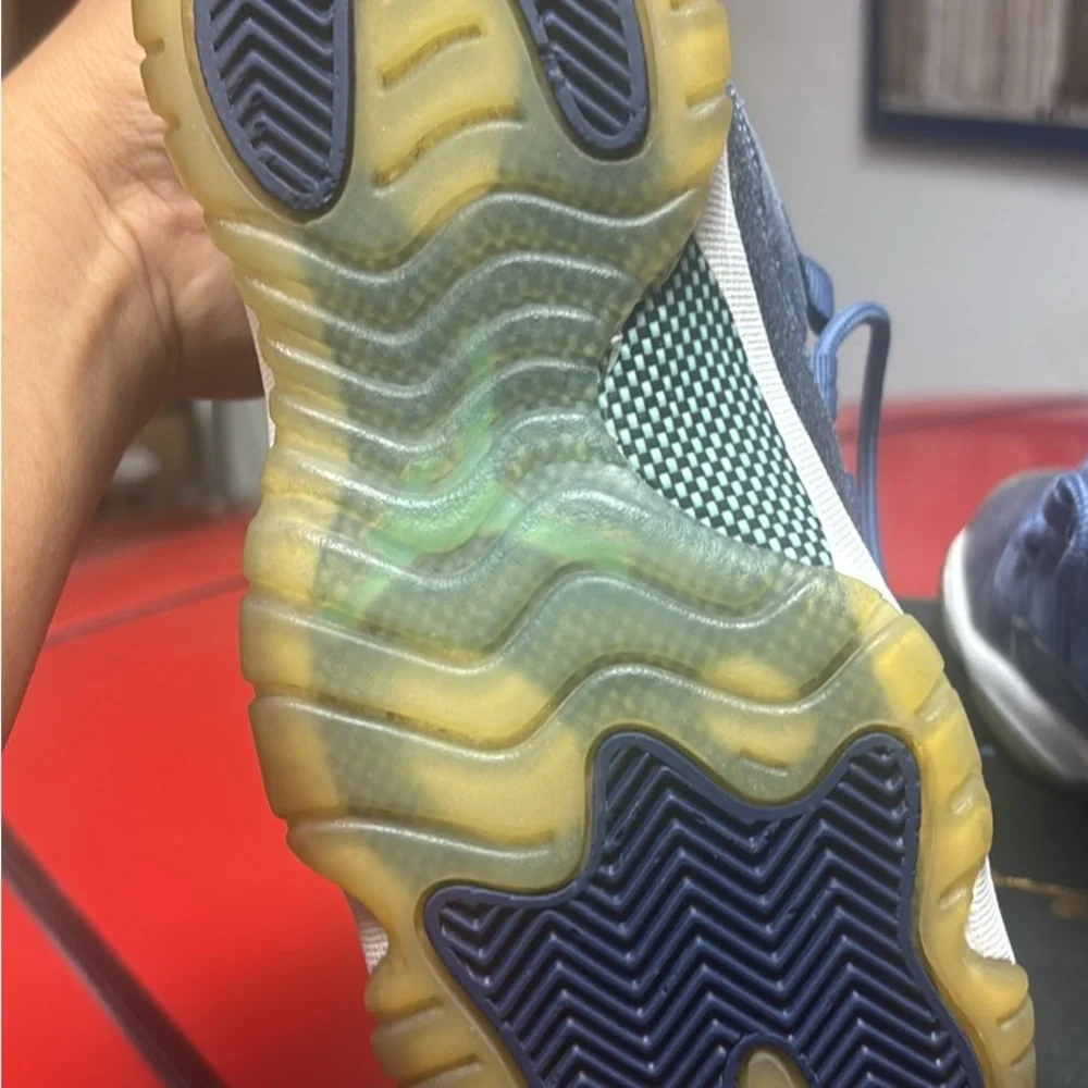 Jordan Air Jordan 11 Retro Low GG Blue Moon with Orange Jumpman